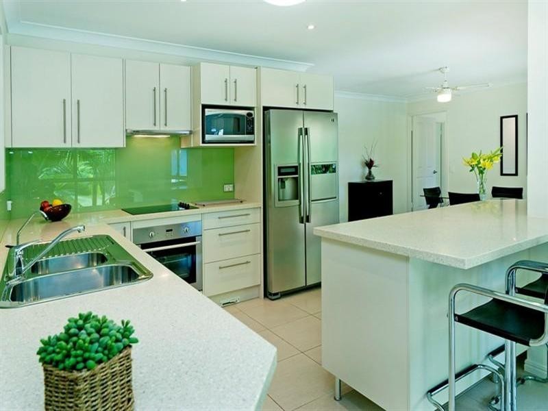 52 Babirra Street, Hope Island QLD 4212