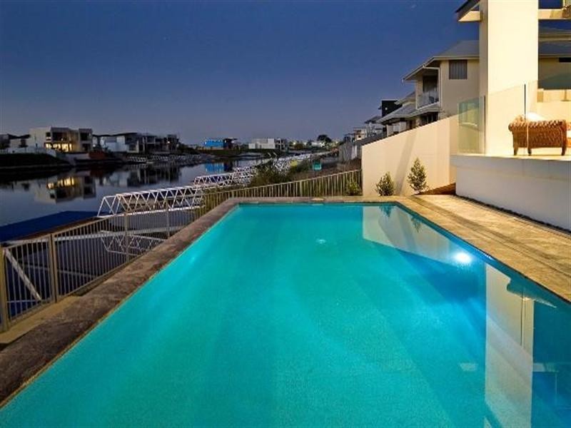 6 Riverlinks Blvd East, River Links, Helensvale QLD 4212