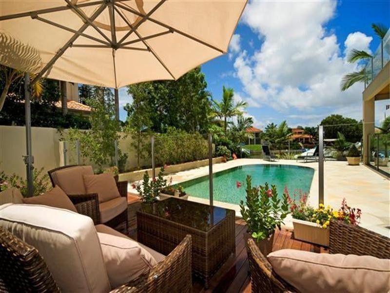 1094 Beechwood Drive, Hope Island QLD 4212