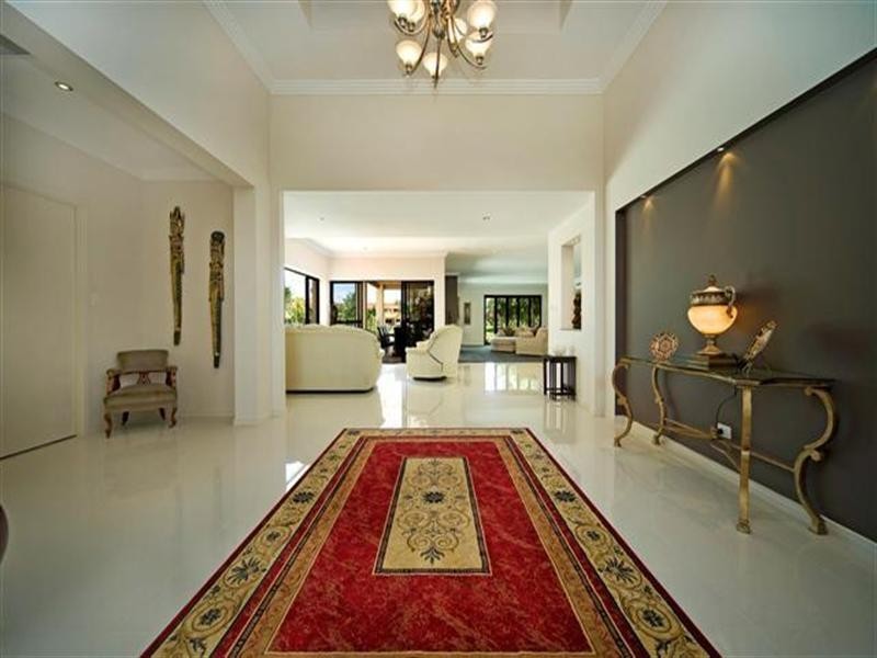 1094 Beechwood Drive, Hope Island QLD 4212
