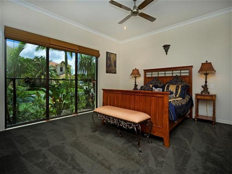 1094 Beechwood Drive, Hope Island QLD 4212