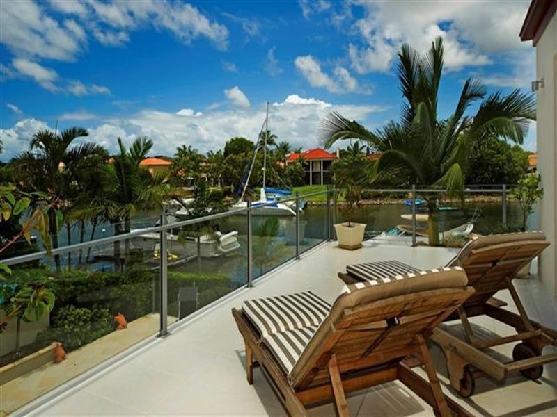 1094 Beechwood Drive, Hope Island QLD 4212