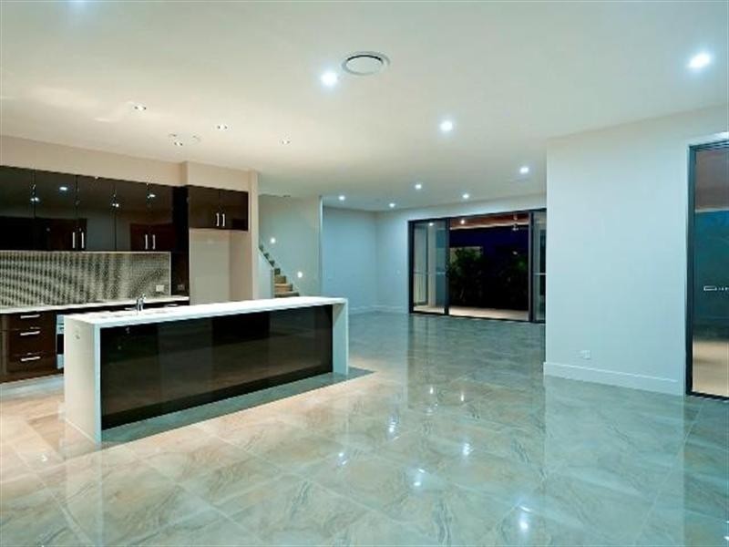 6176 Murten Court, Hope Island QLD 4212