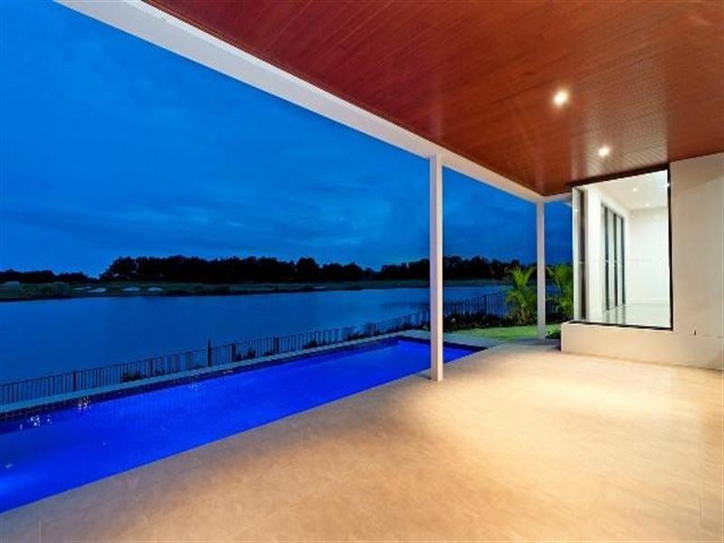 6176 Murten Court, Hope Island QLD 4212