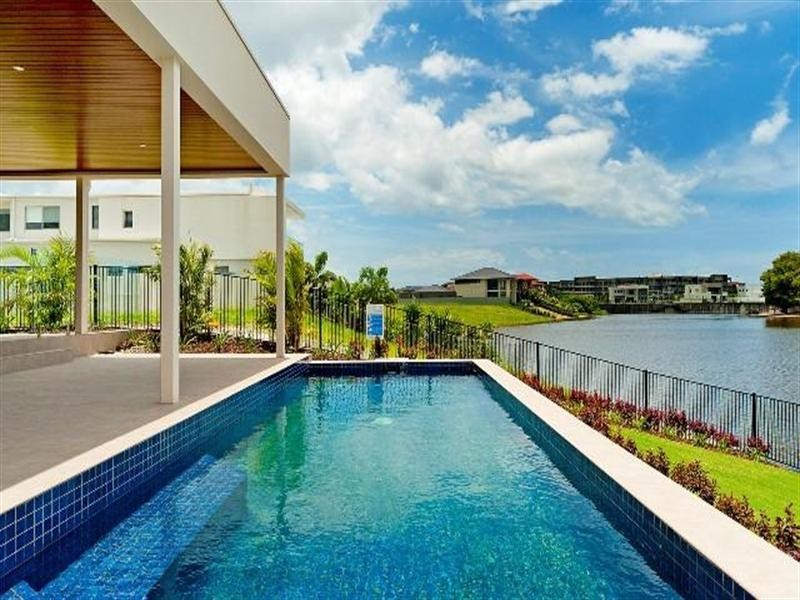 6176 Murten Court, Hope Island QLD 4212