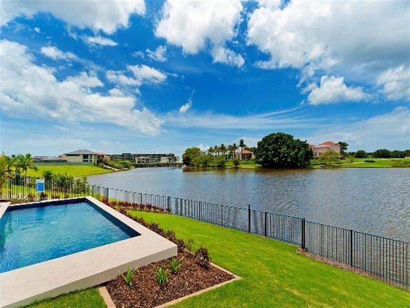 6176 Murten Court, Hope Island QLD 4212