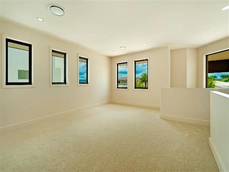 6176 Murten Court, Hope Island QLD 4212