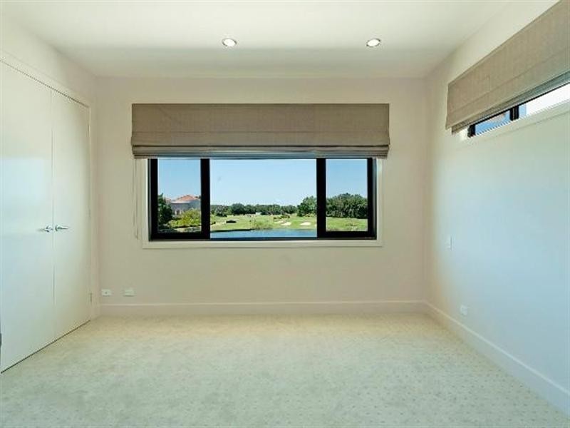 6176 Murten Court, Hope Island QLD 4212