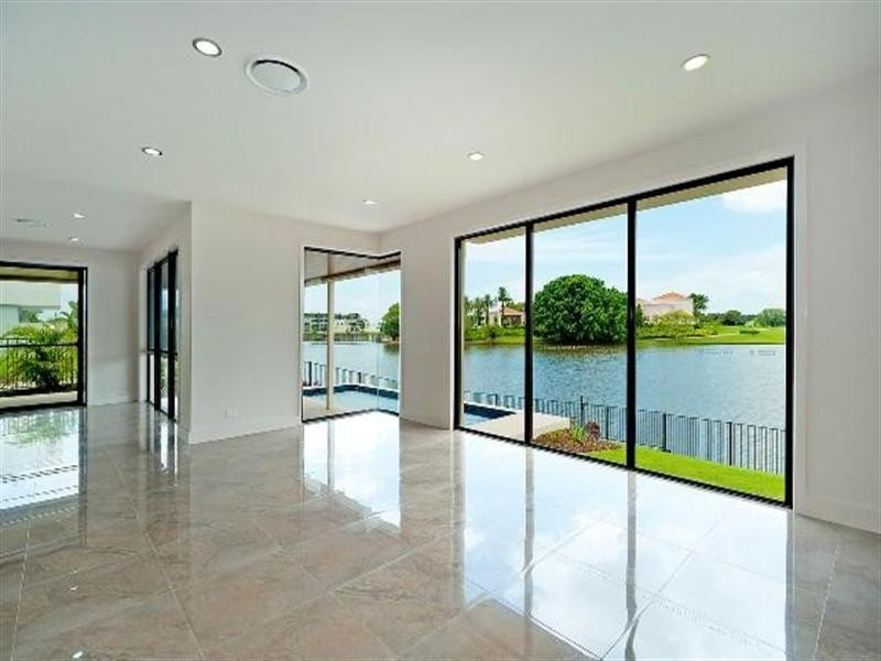 6176 Murten Court, Hope Island QLD 4212