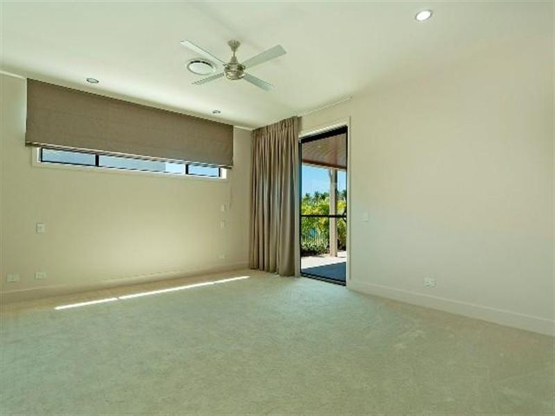 6176 Murten Court, Hope Island QLD 4212