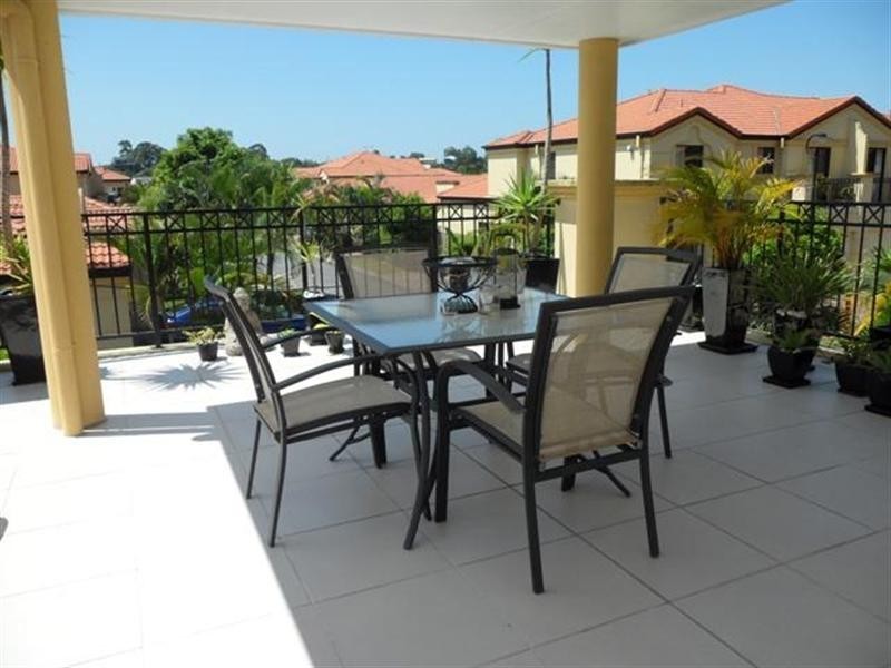 40/38 Caseys Road, Hope Island QLD 4212
