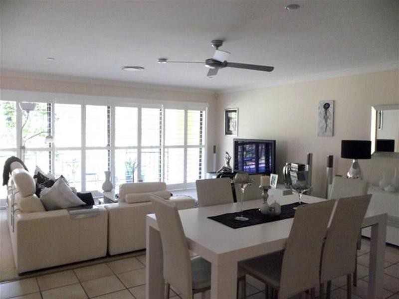 40/38 Caseys Road, Hope Island QLD 4212