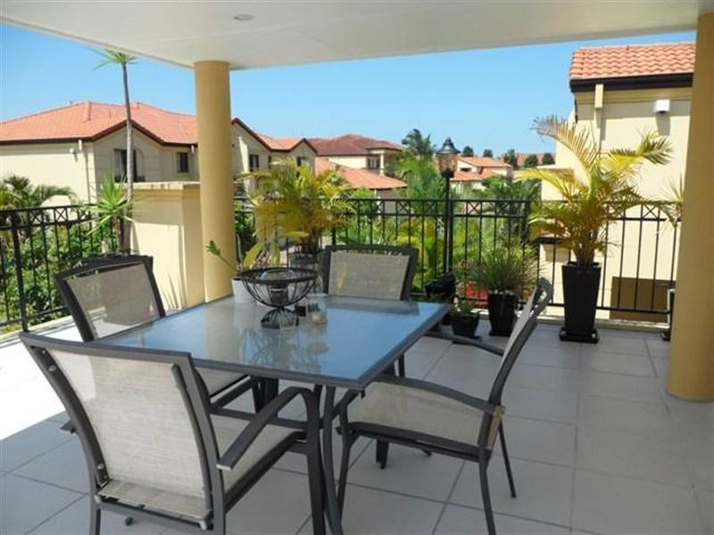 40/38 Caseys Road, Hope Island QLD 4212
