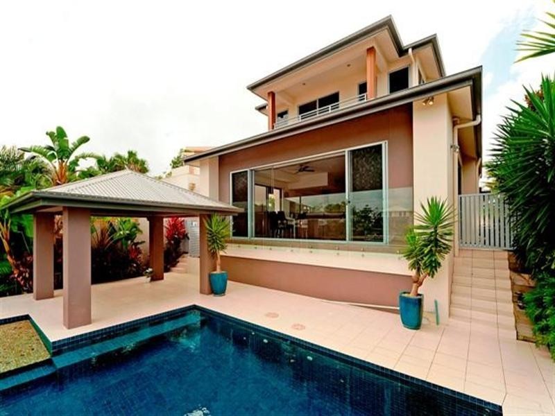 3 Coomera Court, Helensvale QLD 4212