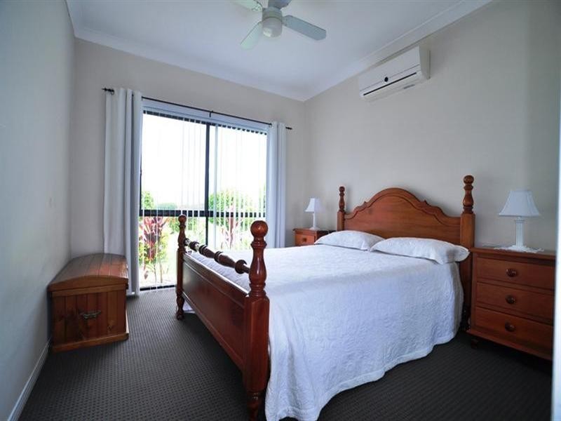 5 Eastpark Waters, Helensvale QLD 4212