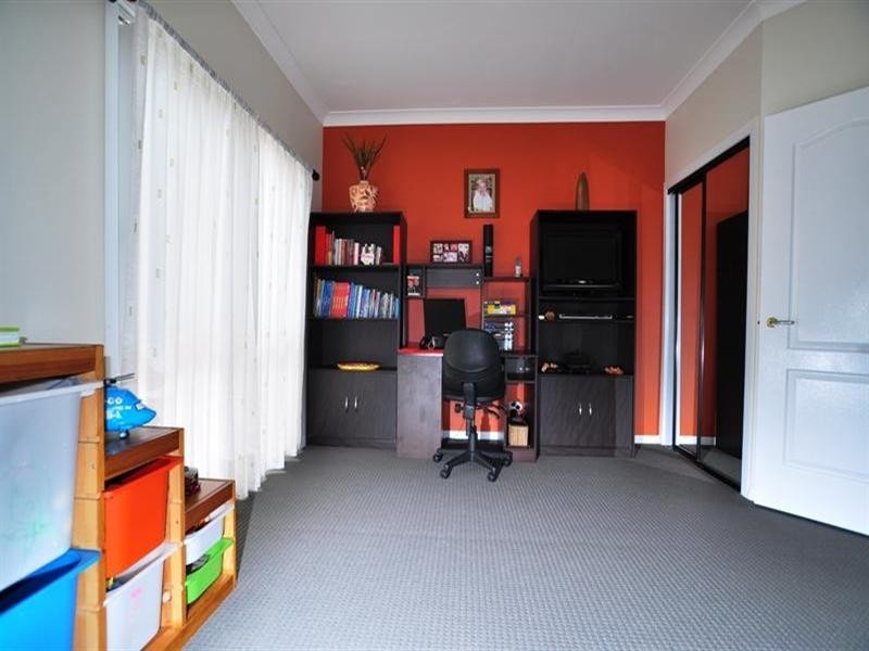 5 Eastpark Waters, Helensvale QLD 4212