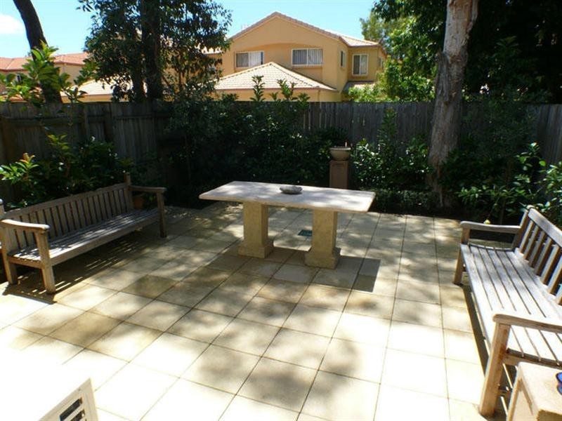 16 24 Beattie Road, Coomera QLD 4209
