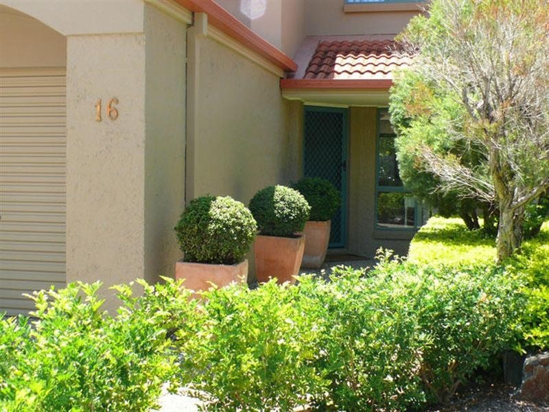 16 24 Beattie Road, Coomera QLD 4209