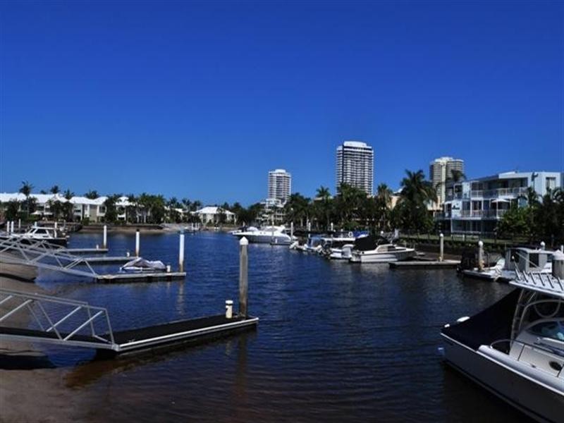 3/87 Morala Avenue, Runaway Bay QLD 4216