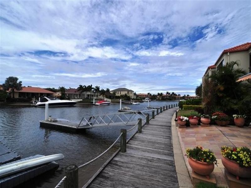 24/87 Morala Avenue, Runaway Bay QLD 4216