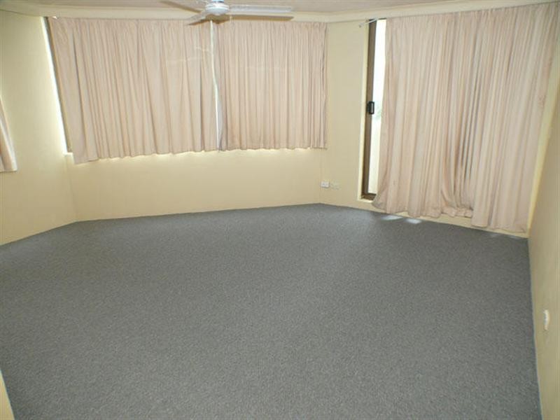 8 2916 Gold Coast Highway, Surfers Paradise QLD 4217