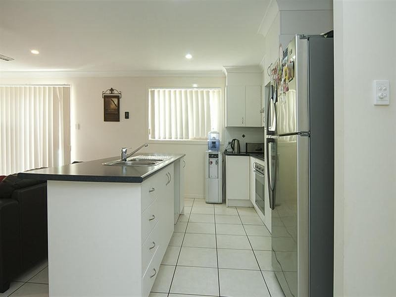 23 Lakeview Drive, Logan Reserve QLD 4133