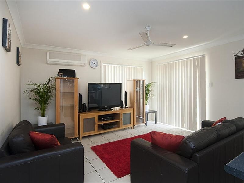 23 Lakeview Drive, Logan Reserve QLD 4133