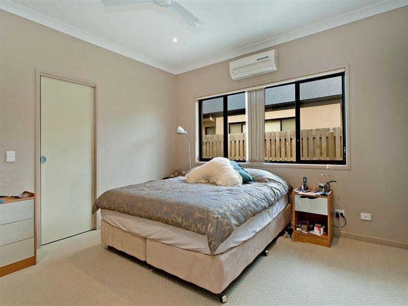 86 19 Santa Barbara Road, Hope Island QLD 4212