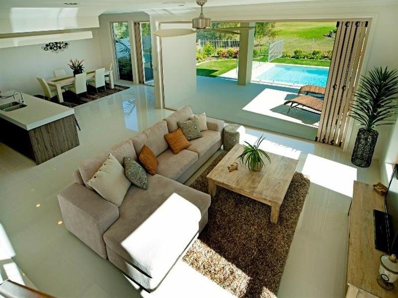 9104 Peter Senior Drive, Hope Island QLD 4212