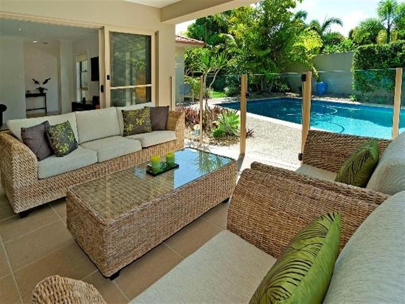 1678 Riverdale Drive, Hope Island QLD 4212