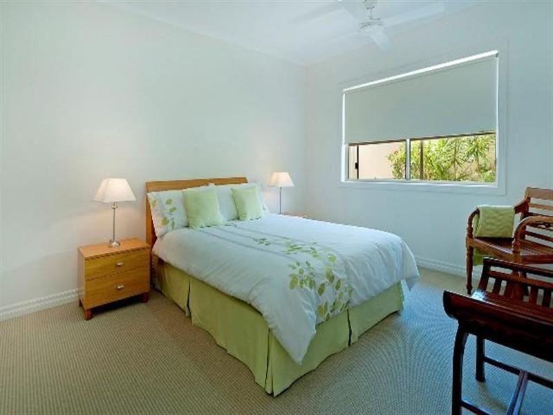 1678 Riverdale Drive, Hope Island QLD 4212