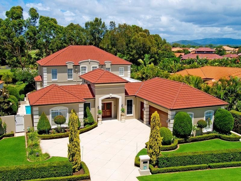 3187 Riverleigh Drive, Hope Island QLD 4212