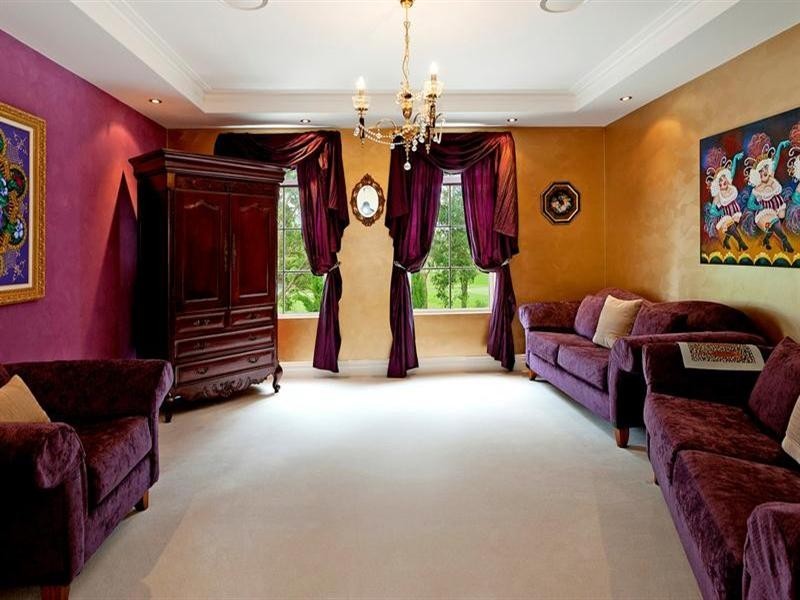 3187 Riverleigh Drive, Hope Island QLD 4212