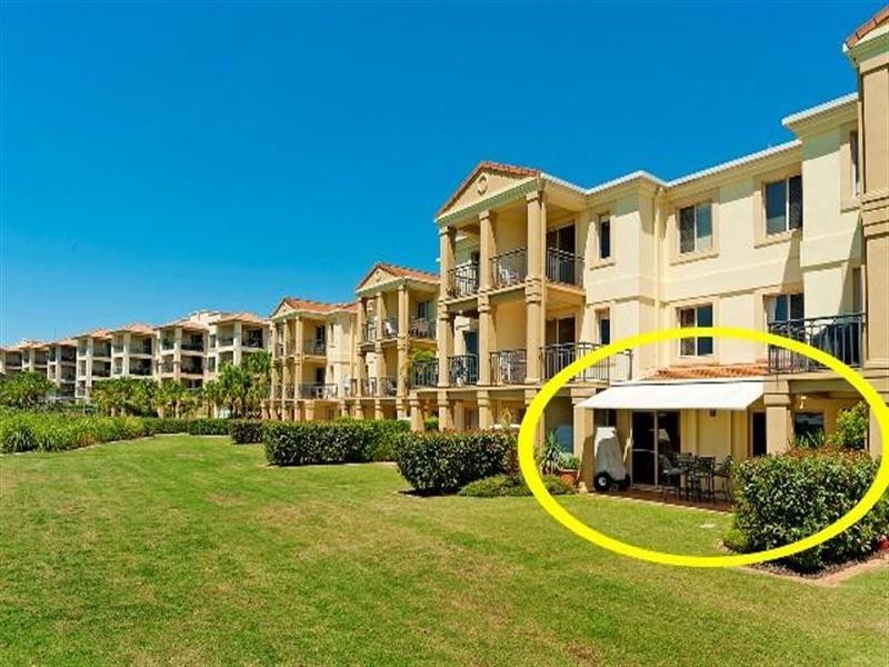 8331 Magnolia Drive East, Hope Island QLD 4212