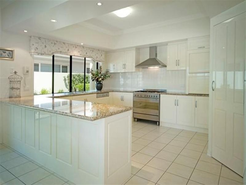 3109 Riverleigh Drive, Hope Island QLD 4212