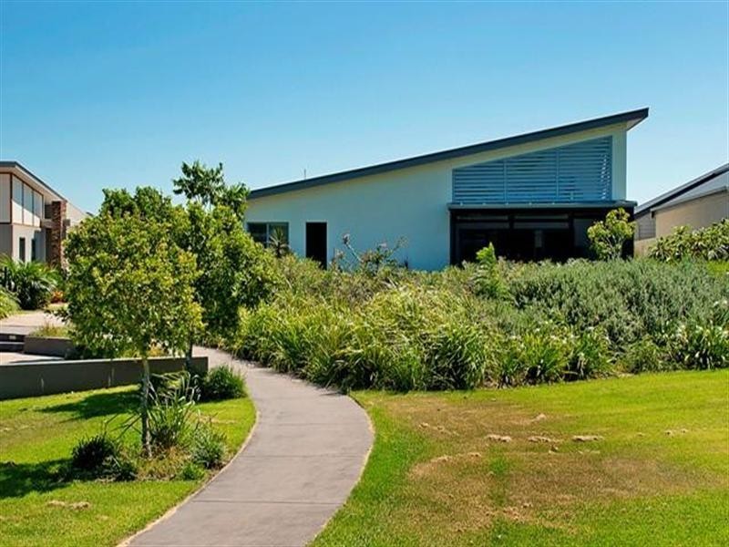 91/1 Halcyon Waters, Hope Island QLD 4212