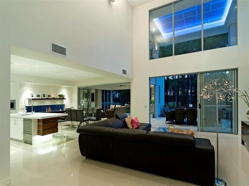 2258 Banksia Lakes Drive, Sanctuary Cove QLD 4212