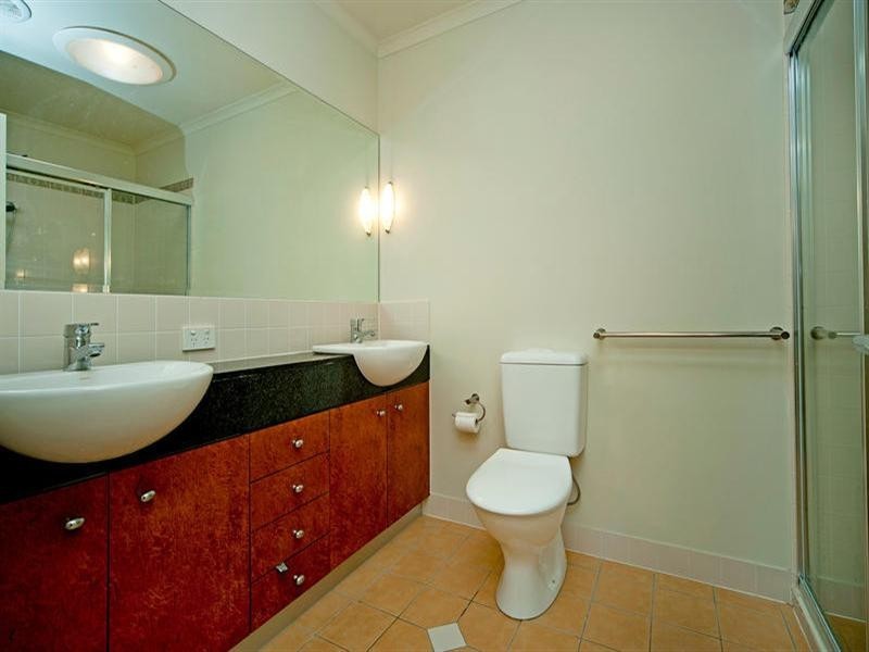 8861 Magnolia Drive, Hope Island QLD 4212