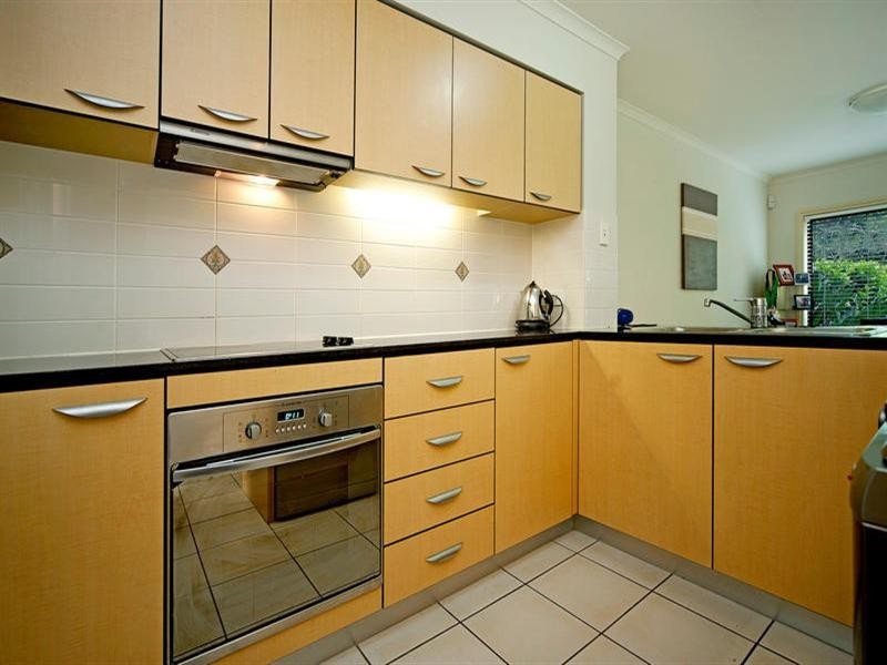 8861 Magnolia Drive, Hope Island QLD 4212