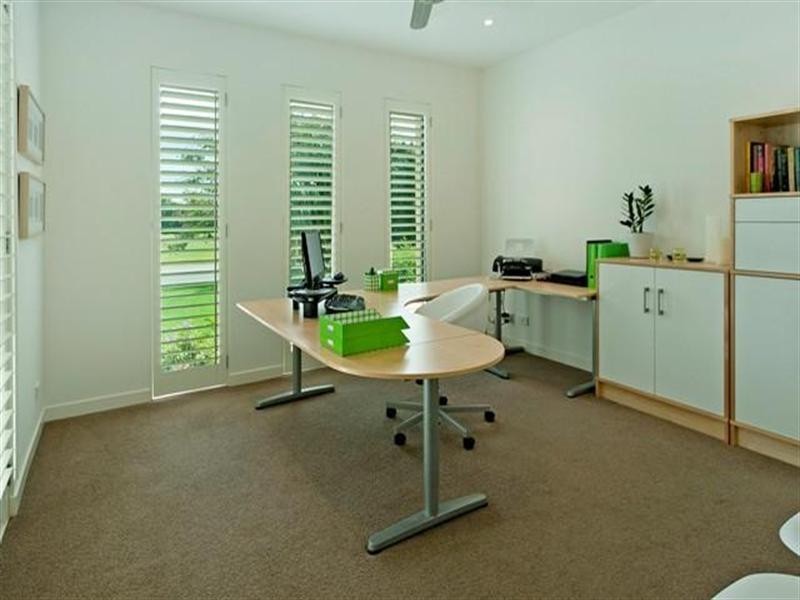 2565 Cressbrook Drive, Hope Island QLD 4212