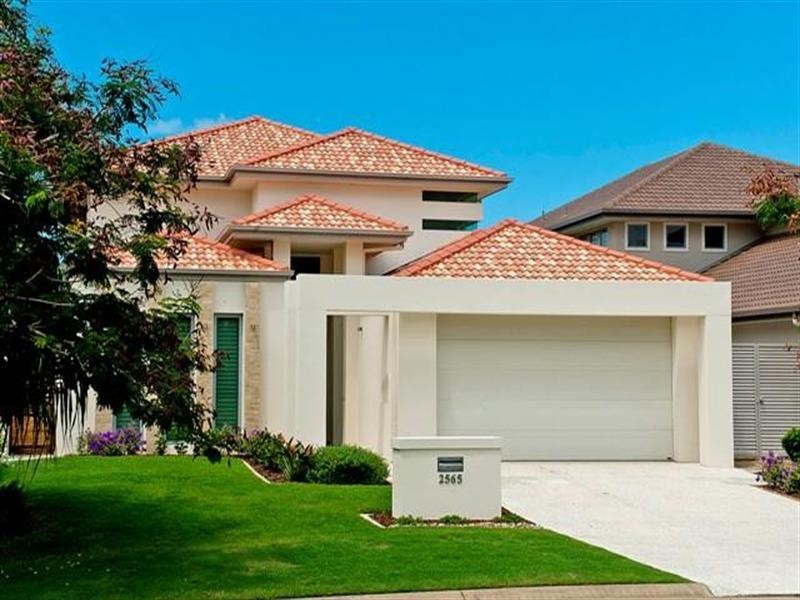 2565 Cressbrook Drive, Hope Island QLD 4212