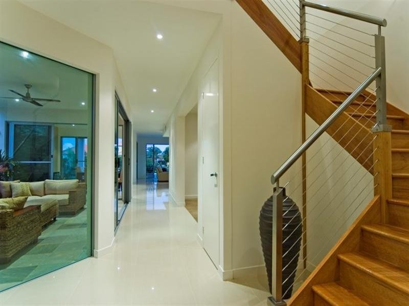 2565 Cressbrook Drive, Hope Island QLD 4212