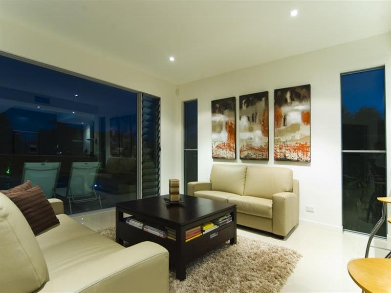 2565 Cressbrook Drive, Hope Island QLD 4212