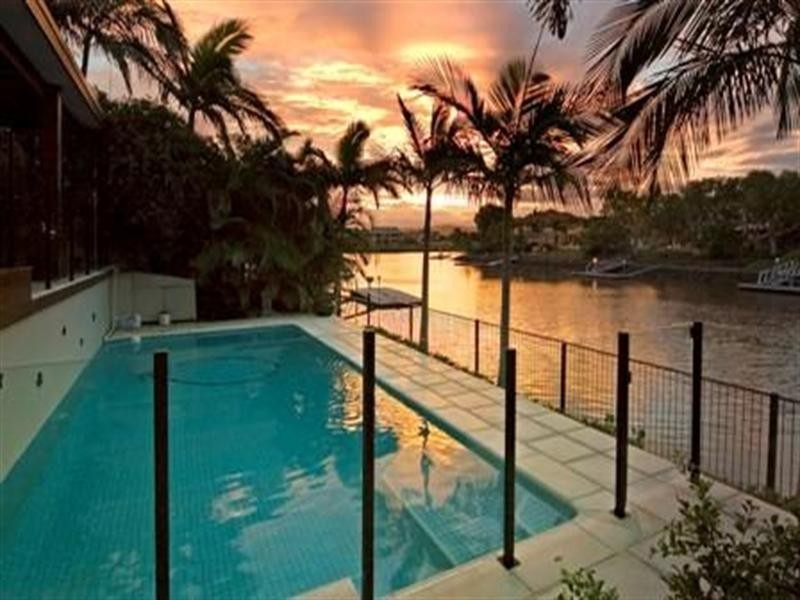 1033 Rosebank Way, Hope Island QLD 4212