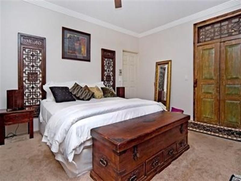 1033 Rosebank Way, Hope Island QLD 4212