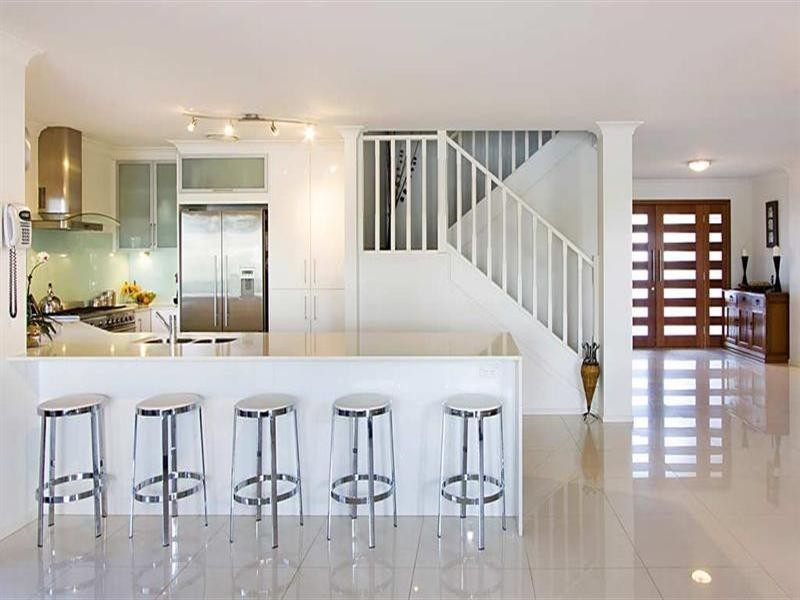 2A Champagne Boulevard, Helensvale QLD 4212