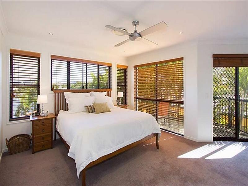 2A Champagne Boulevard, Helensvale QLD 4212