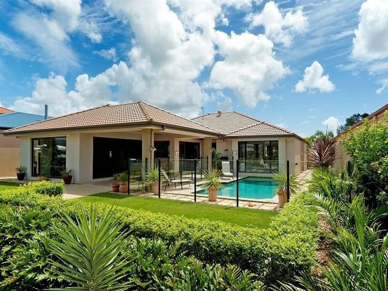 46 The Peninsula, Helensvale QLD 4212