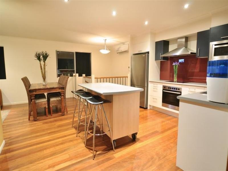 3 Buddeh Street, Hope Island QLD 4212