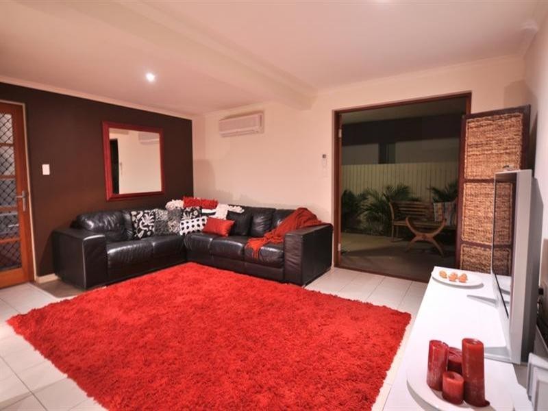 3 Buddeh Street, Hope Island QLD 4212